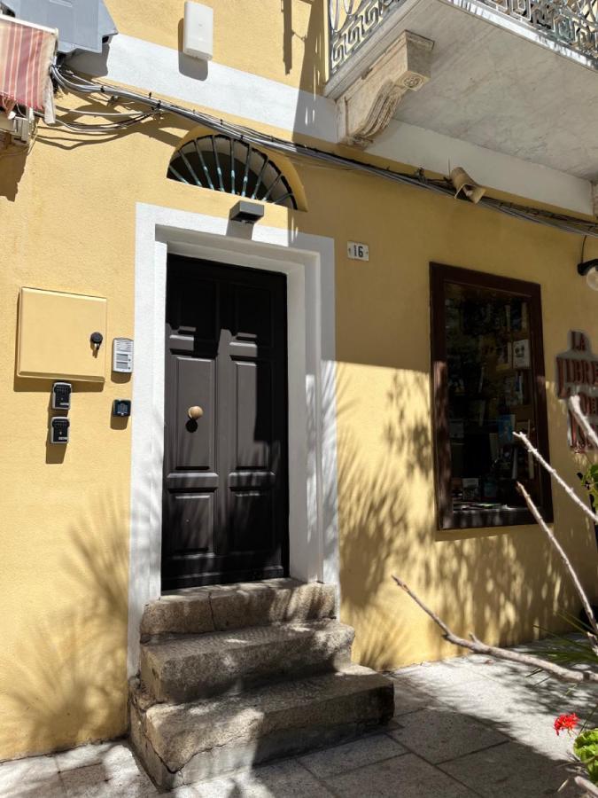 Hotel Dimora Elle La Maddalena  Exterior foto